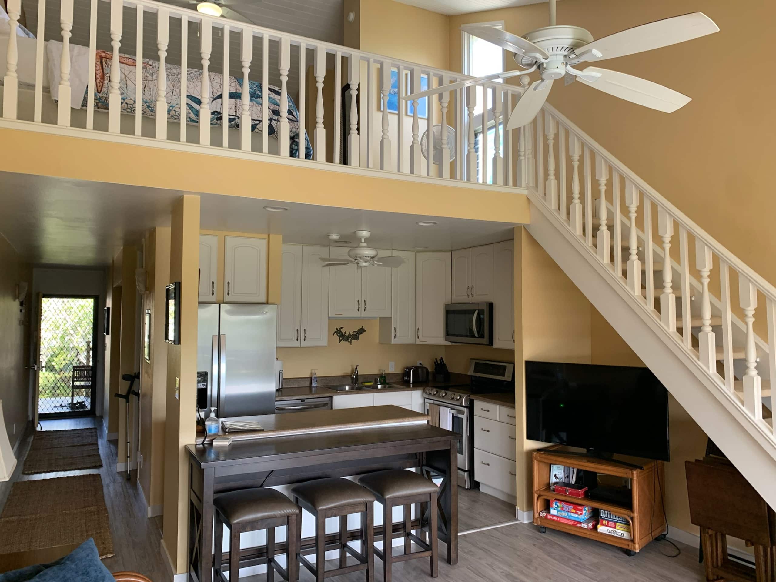 Condo in Kahuku · ★4.89 · 2 bedrooms · 4 beds · 2 shared baths - Image 4