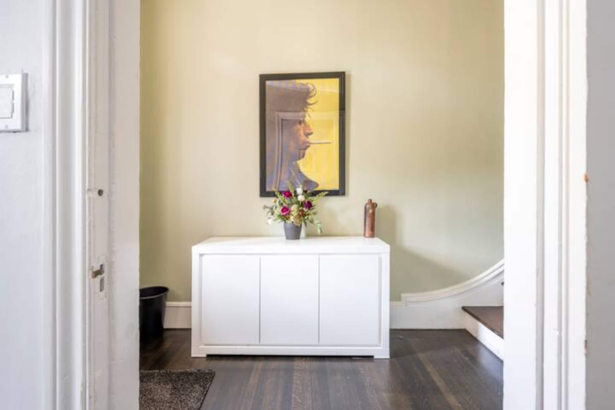 Home in San Francisco · ★4.97 · 3 bedrooms · 4 beds · 1.5 baths - Image 24