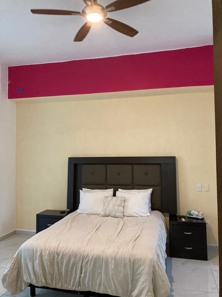 Спална соба од влезот