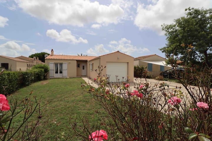 Maison Calme, Terrain Clos, Parking, Proximité Mer - Plage de Boyardville