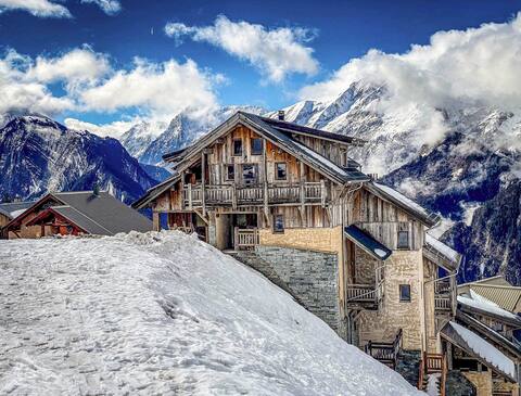 Chalet le Perchoir, on the slopes, spa sauna fitness