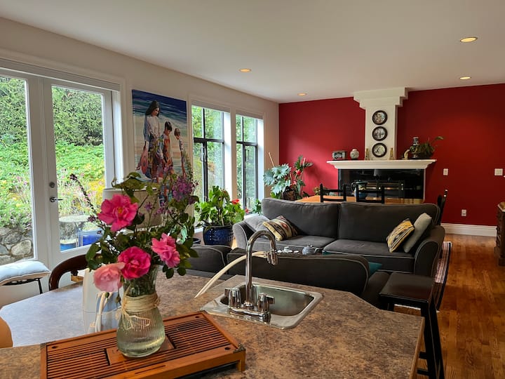 The Rockland House - Oak Bay