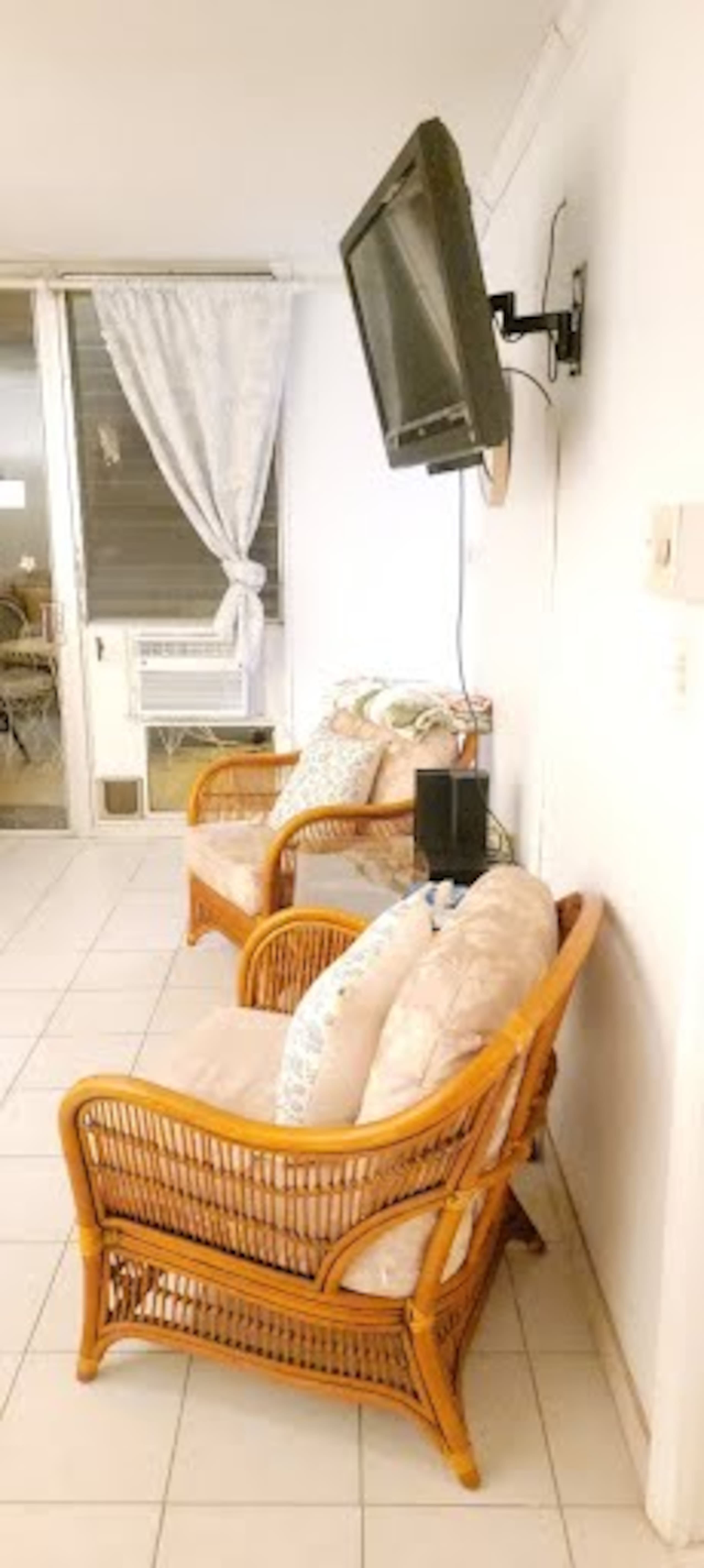 Condo in Kihei · ★4.73 · 1 bedroom · 2 beds · 1 private bath - Image 3