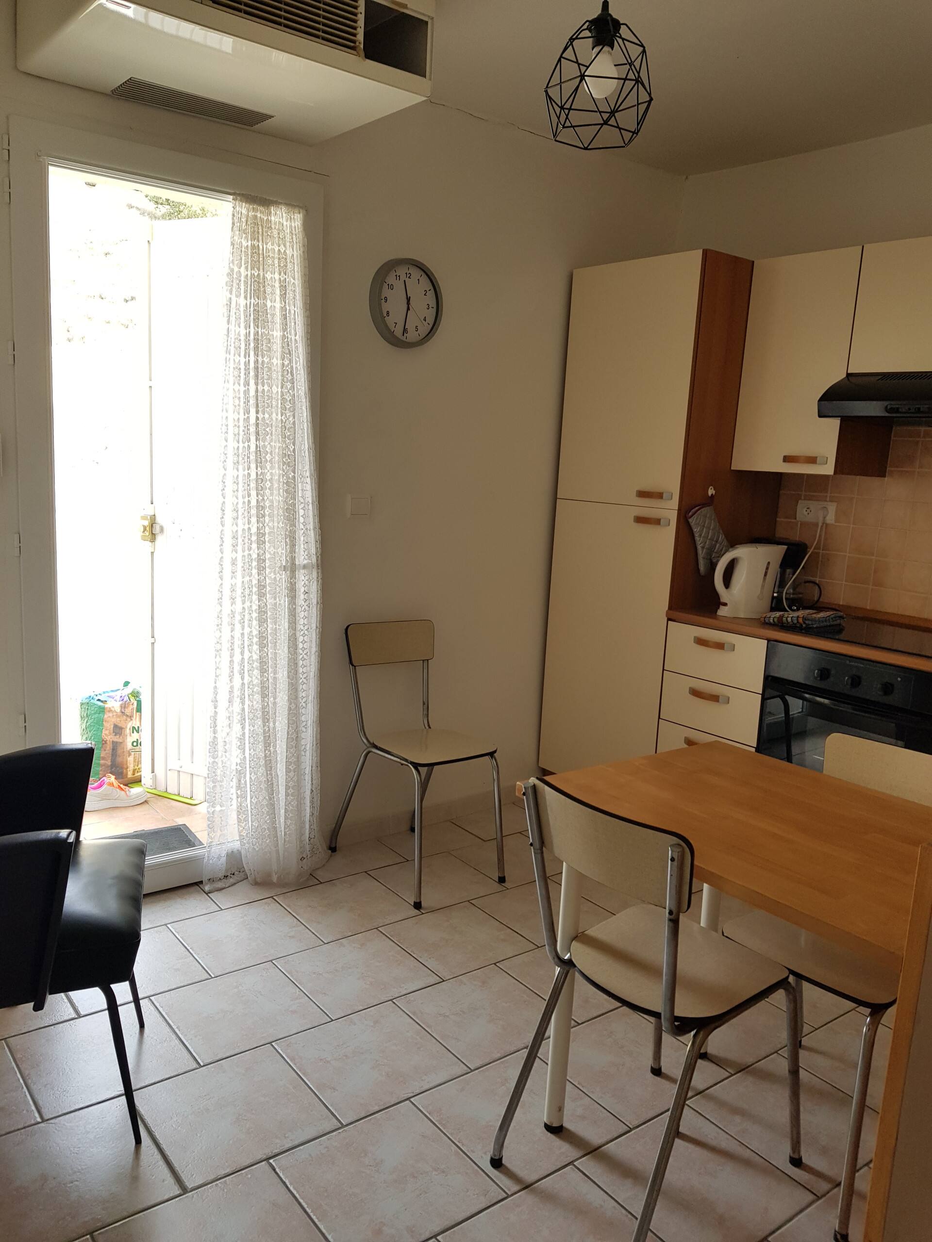 Studio 24 m2 in Montbrun-les-Bains — photo 4
