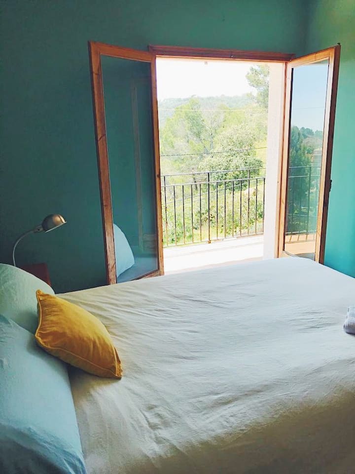 Ოთახი 2 ტერასით გასასვლელით