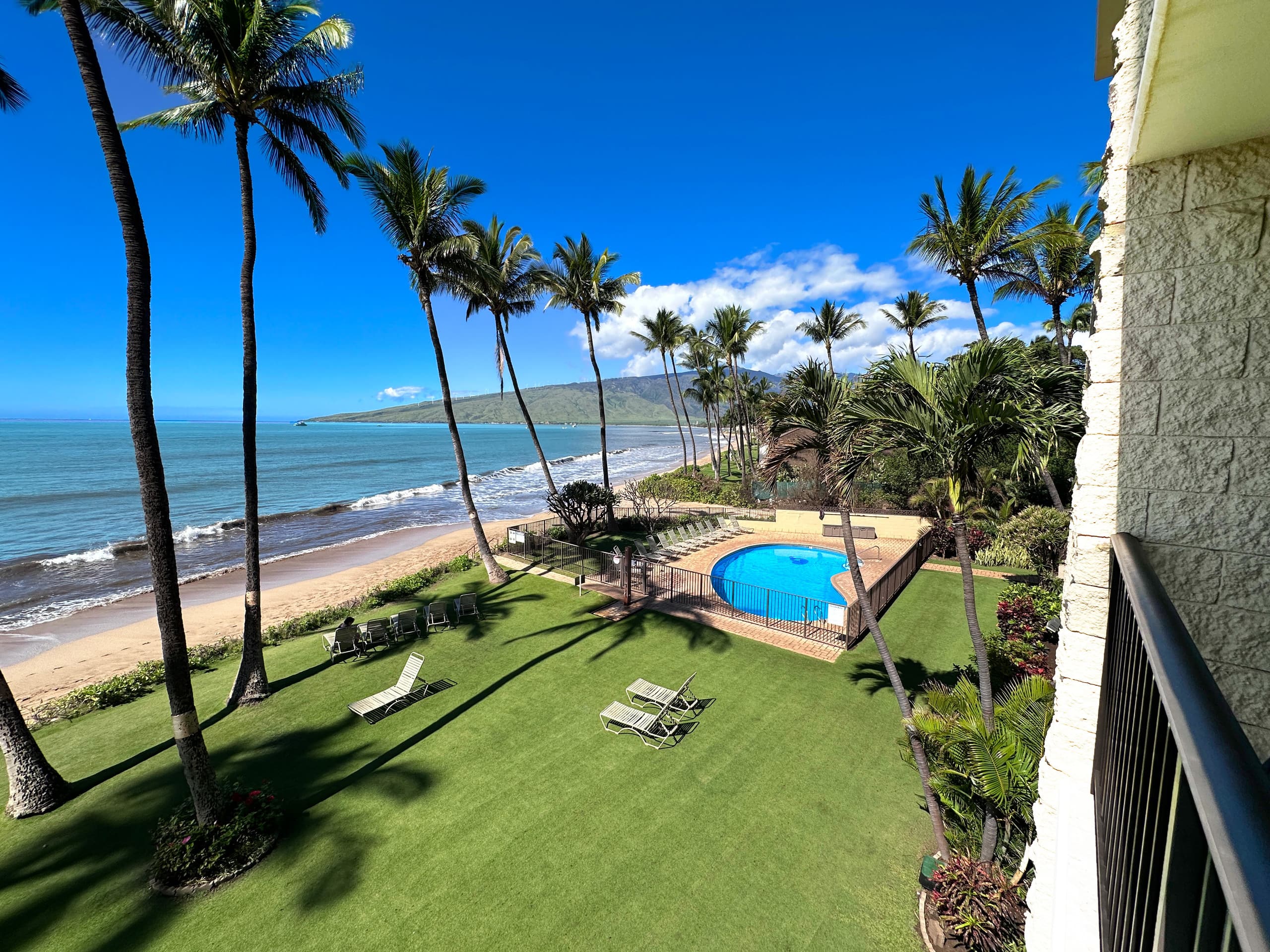 Condo in Kihei · ★4.88 · 1 bedroom · 2 beds · 2 private baths - Image 19