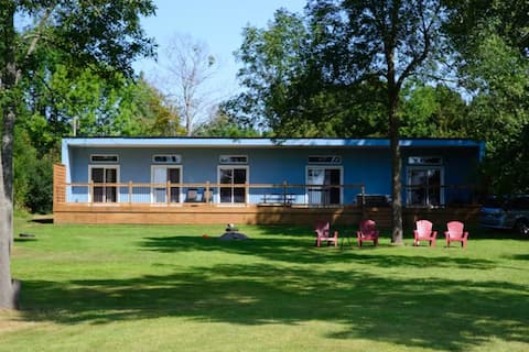 Beautiful Home on Lake of Ontario in PE County