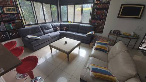 Modern 7 Bdrm Kosher Home Raanana