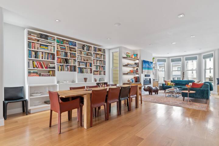 Stunning Family Luxury in Modern SF Victorian gallery image 2