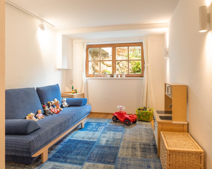 Izba 5 voliteľne ako detská izba alebo spálňa s vlastnou kúpeľňou