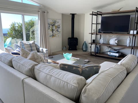 Popular Airbnb listing: Spyglass on Bodega Bay in Bodega Bay