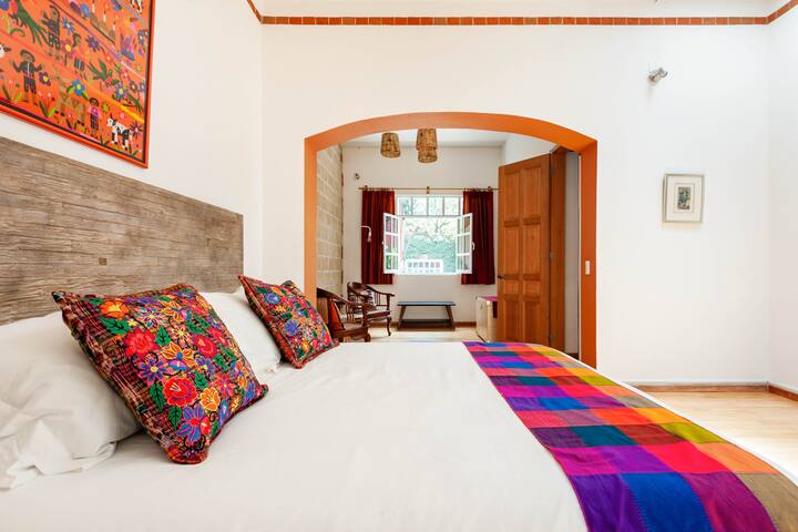 Casa Colonial con jardín en el Centro de Coyoacán gallery image 5