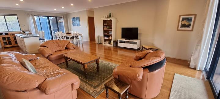 Sheoak Beach House - Dhilba Guuranda-Innes National Park