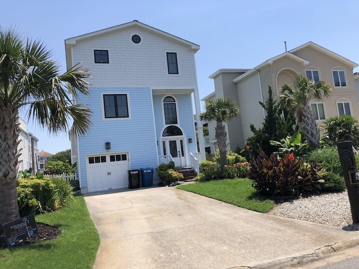 The Best Family Beach Location In Virginia Beach! - Virginia Beach, VA