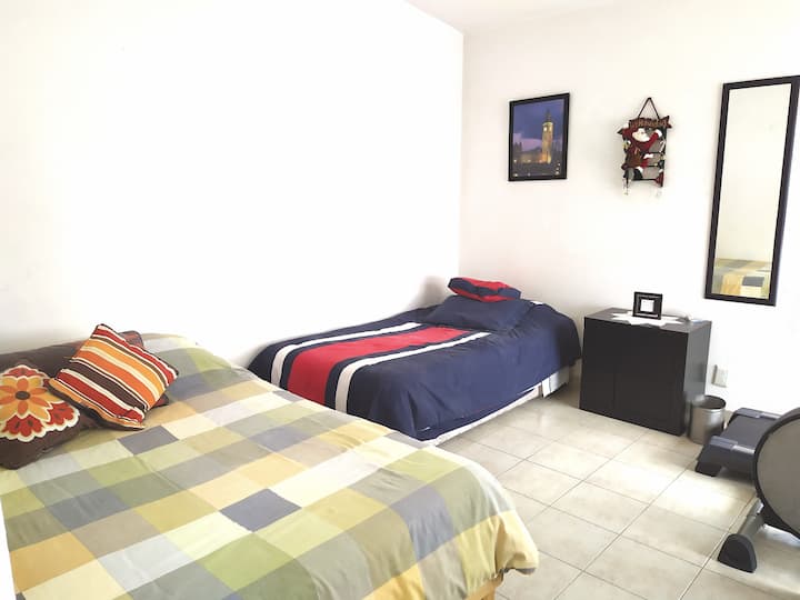 Chumba kwa ajili ya watu 3