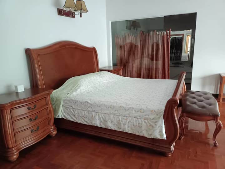 Master Suite (ადრეული)