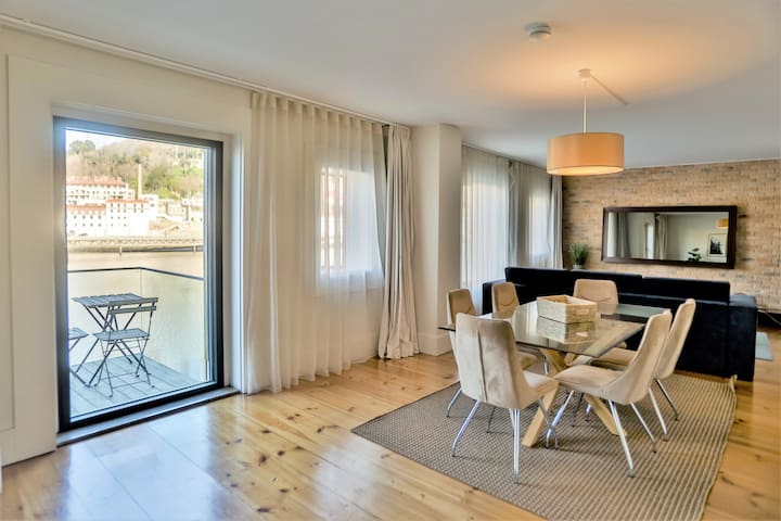 Douro Destilaria Residence 3BD by PCH gallery image 5