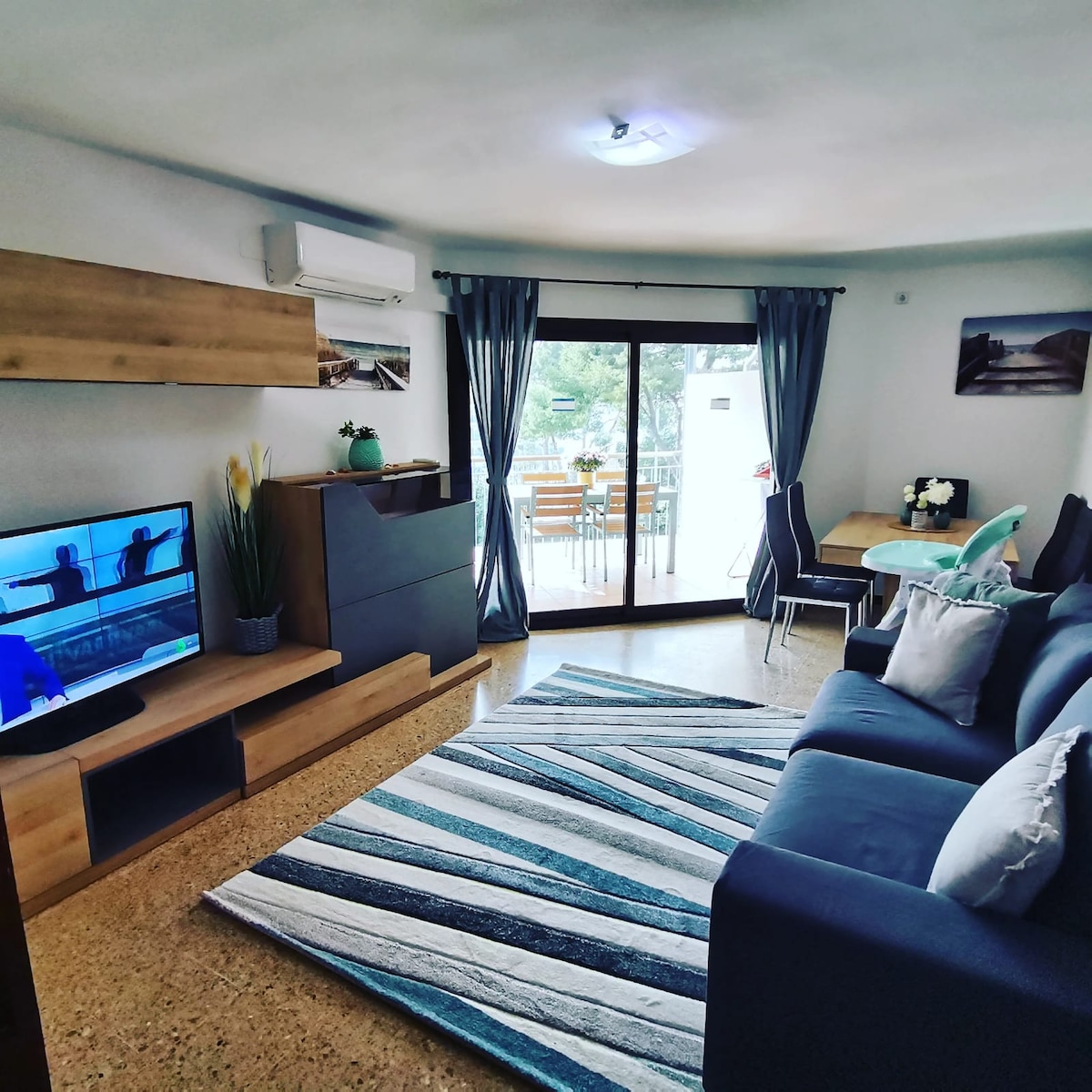 Successful Airbnb property: Beach Home Salou in Salou