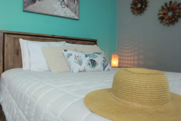 Bedroom (One bedroom)