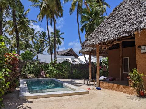 Private accommodation with pool in Jambinani

Villa Jua