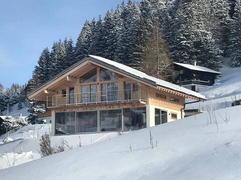 Alpine dream Chalet with Spa  close to Lake Geneva
