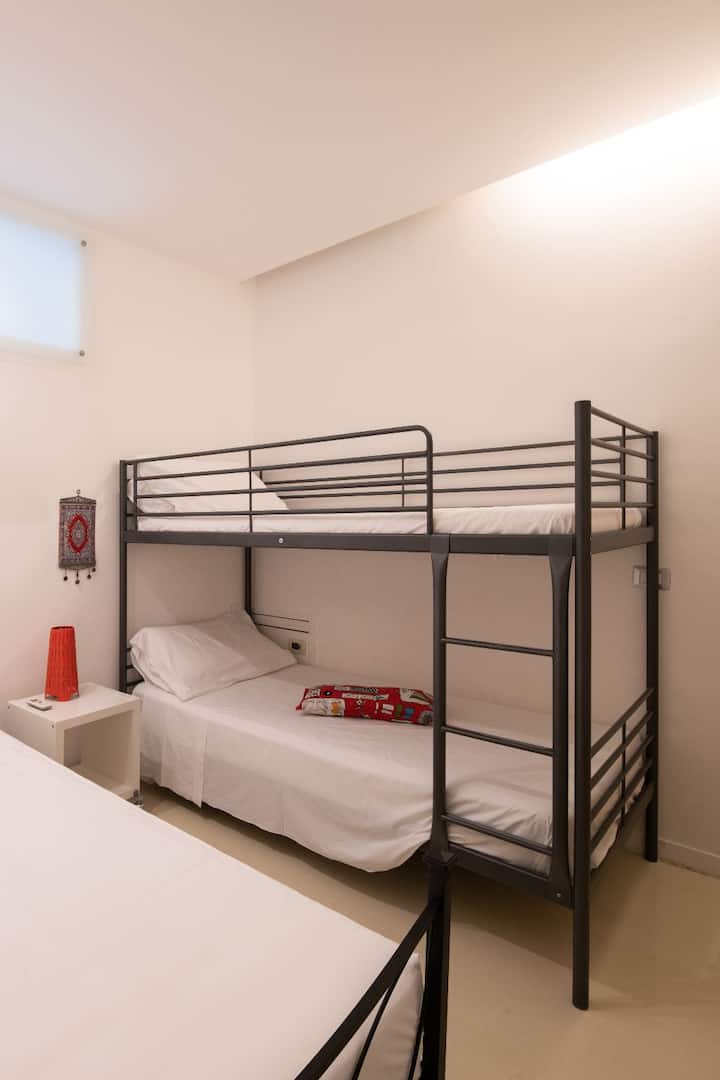 غرفة النوم 2