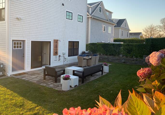 Upscale Newport Beach Experience gallery image 4