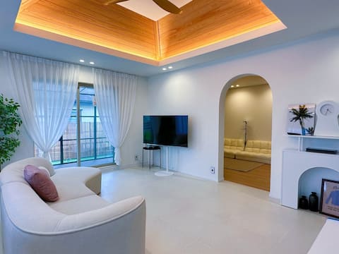 [Goseong White Wooden House] Gamseong Private House (10 people can stay) Bulmok/Barbecue/PS5/Karaoke