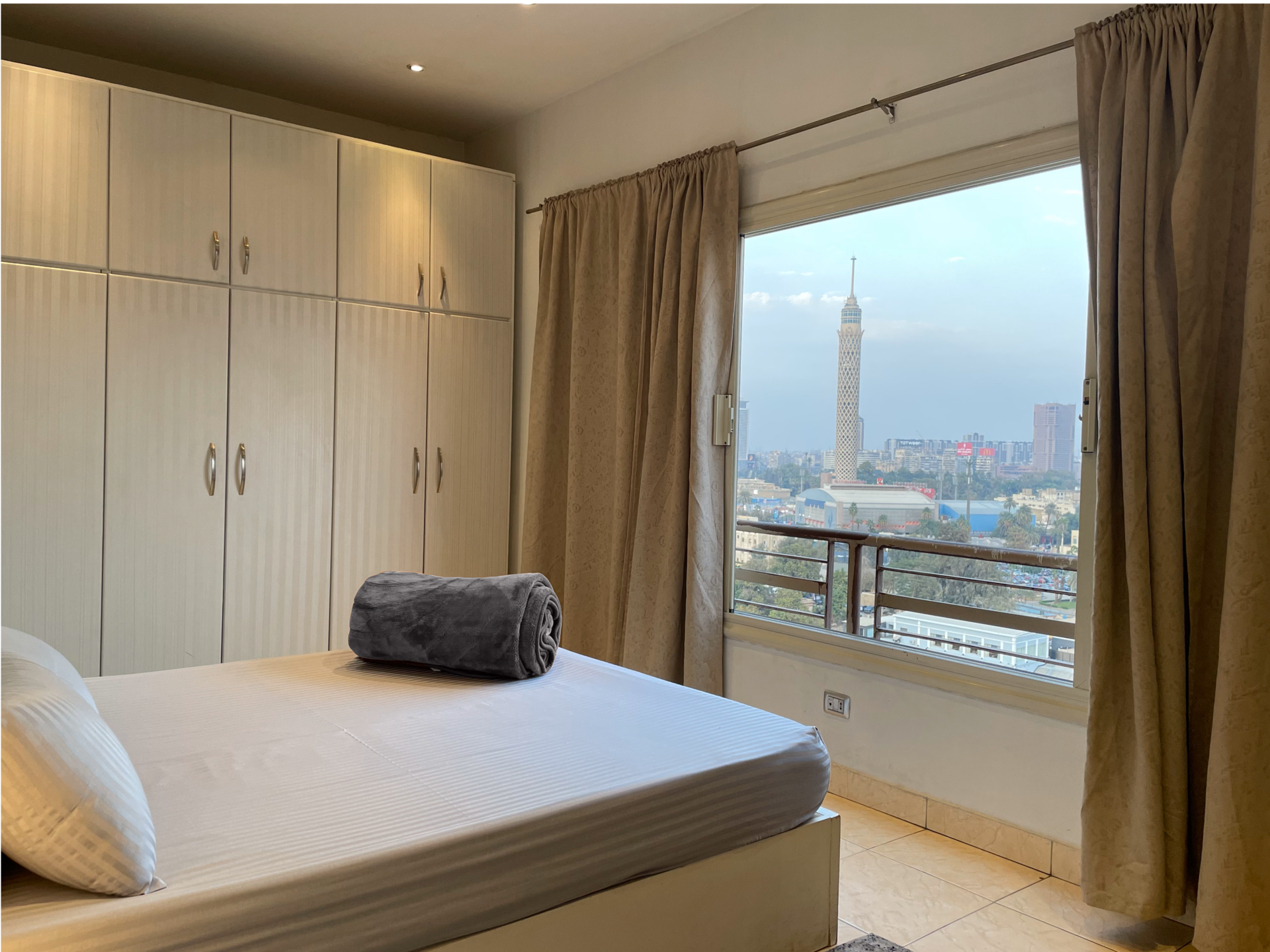 AB N903: Panoramic Nile View 1 Bedroom Apartment