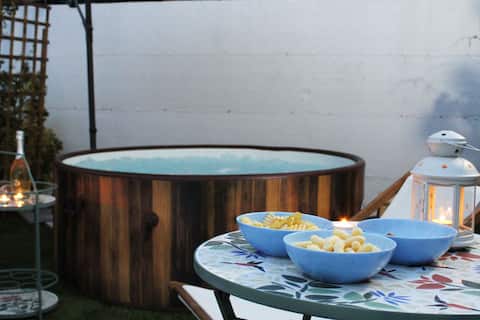 Relax in the greenery of Lower Tuscia.