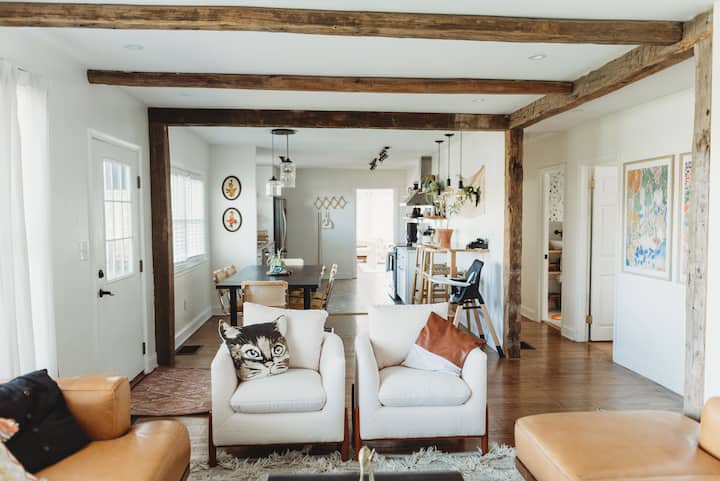 Family Fun Retreat | Pool, Hot Tub & Game Room - Honey Brook, PA