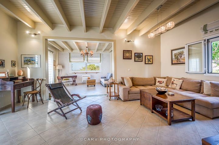 Მისაღები  ოთახების ხედი