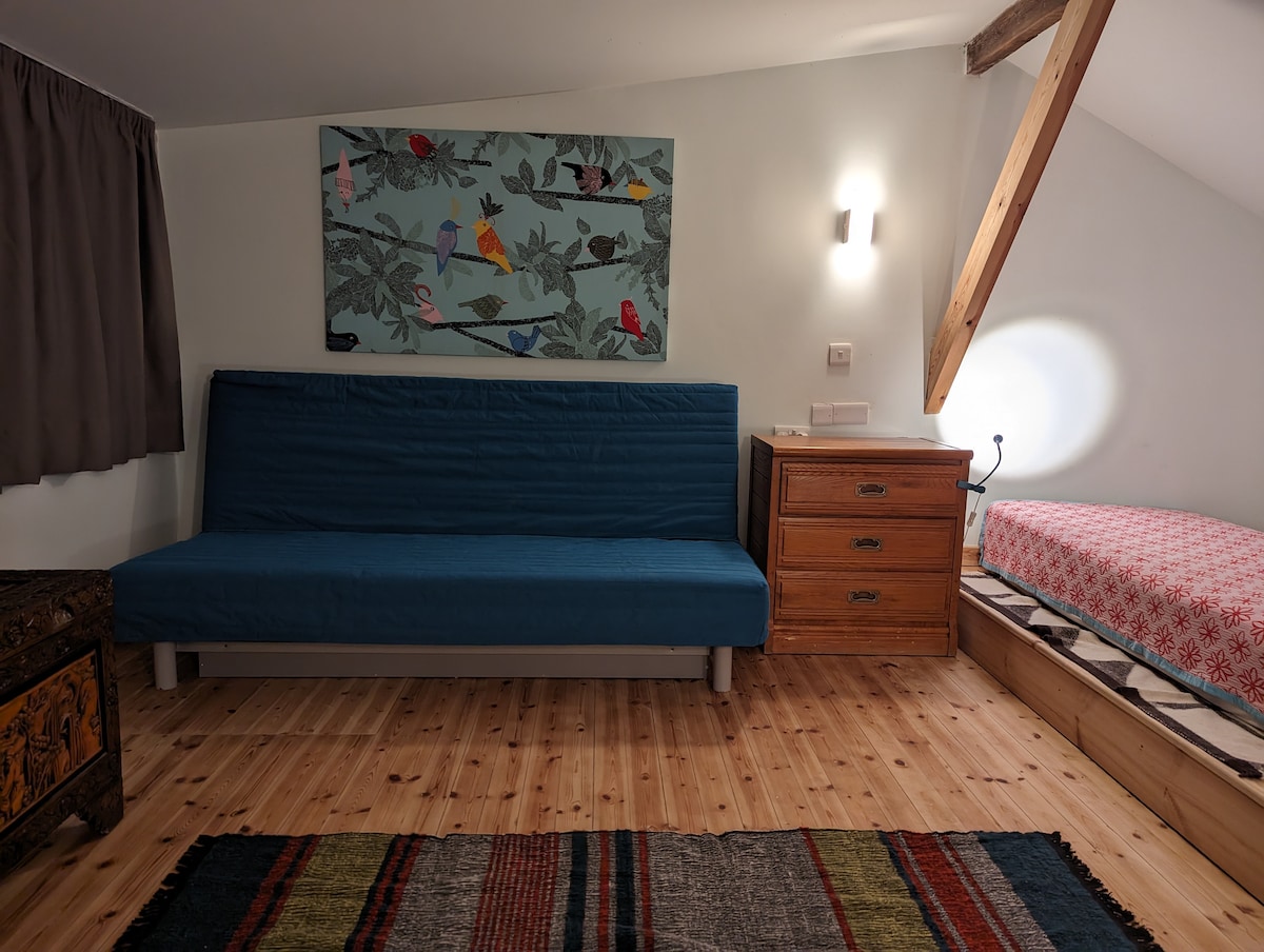 ห้องนอนแบบลอฟท์