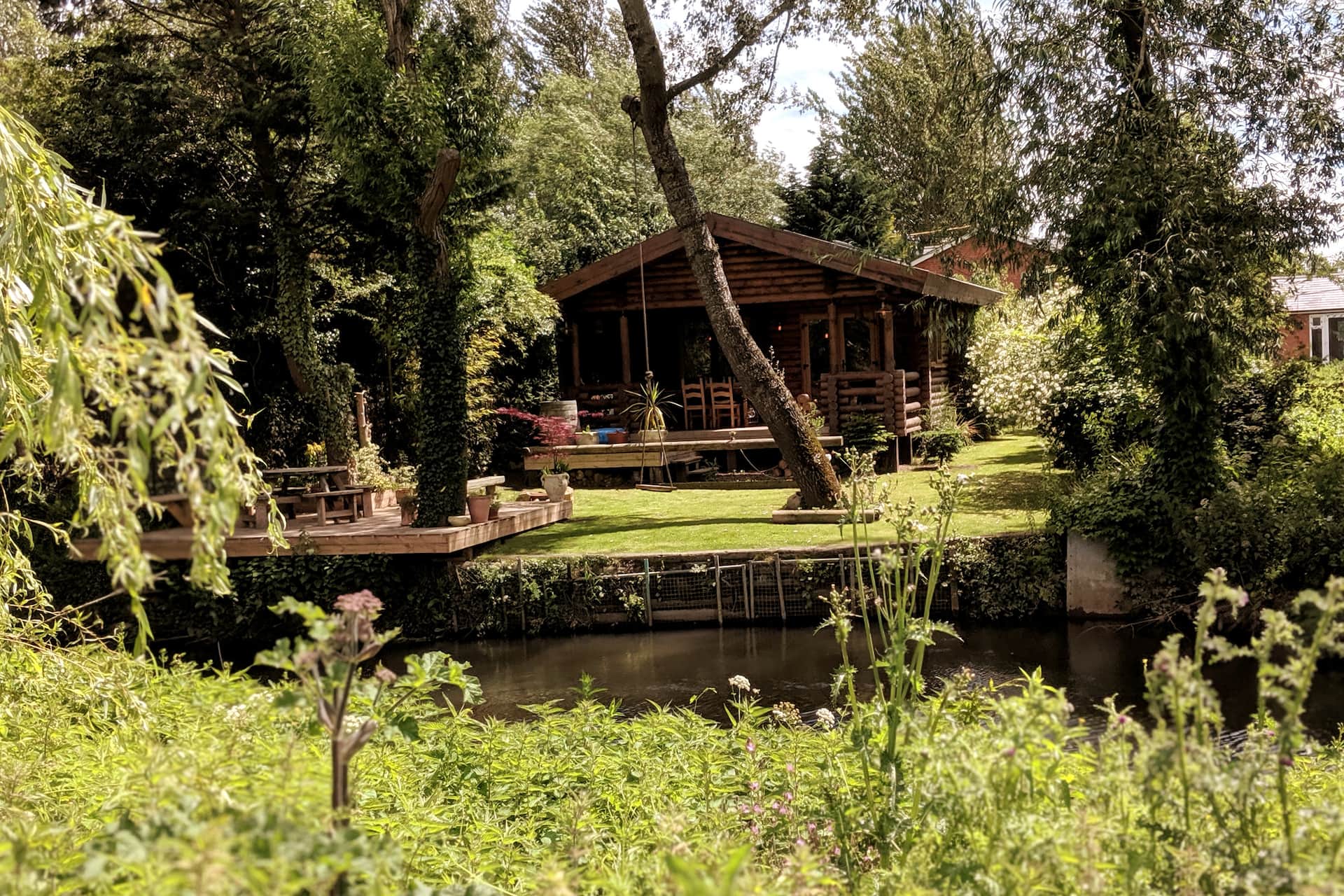 Riverside Log Cabin+Luxury Hot Tub Spa+Copper bath