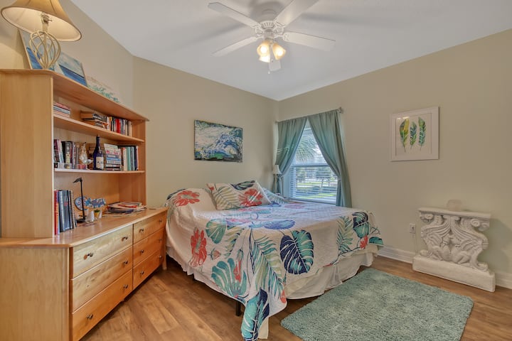 Dhoma e gjumit #2 me krevat dopio "king"
