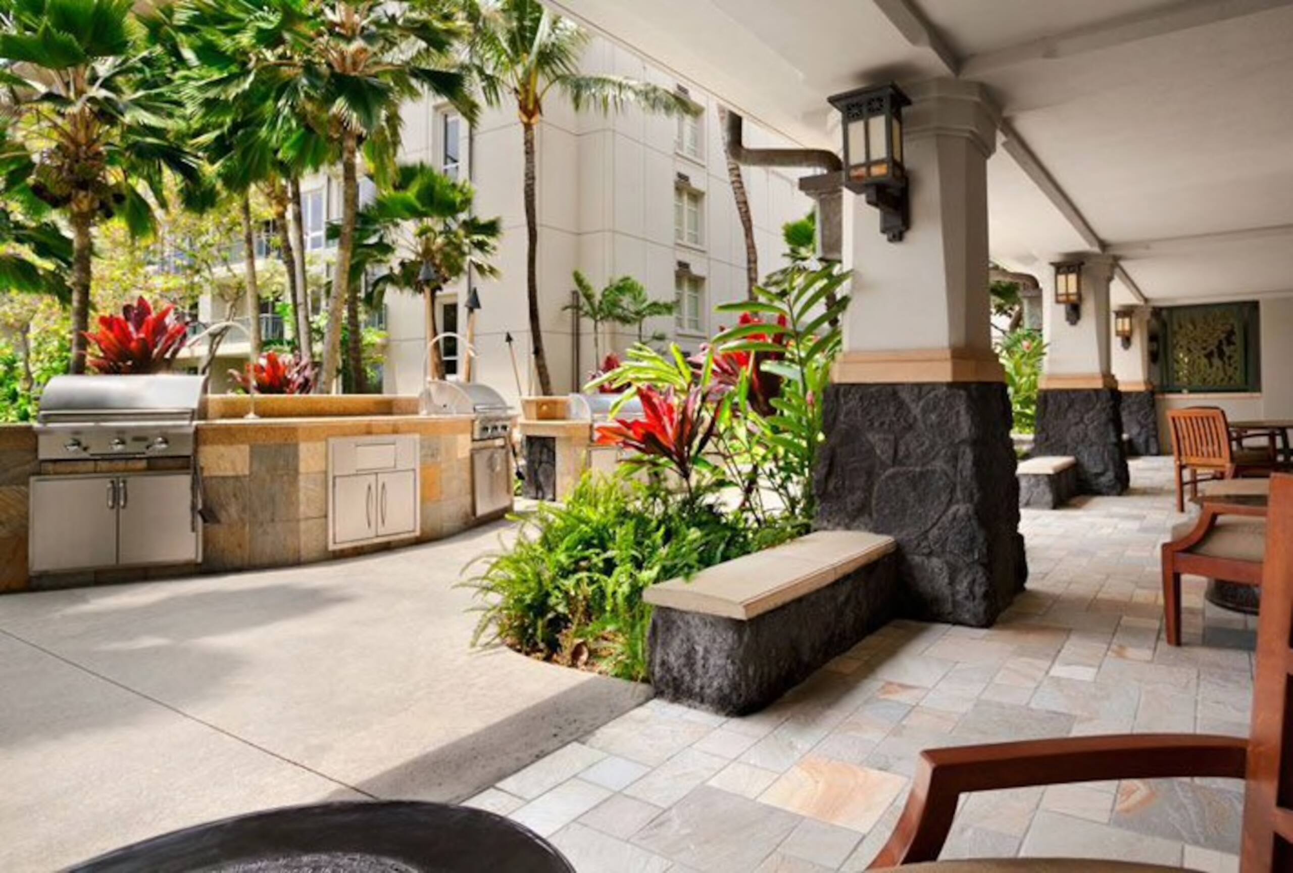 Condo in Lahaina · ★5.0 · 1 bedroom · 2 beds · 1 bath - Image 21