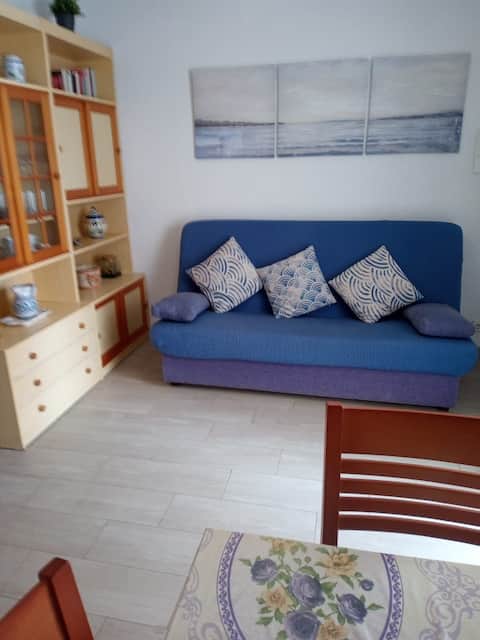 Propiedad de Airbnb exitosa: Beachfront apartment en Orpesa / Oropesa Del Mar