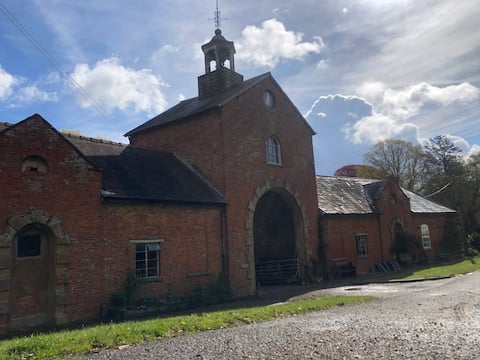 Rural Worcestershire Farmhouse