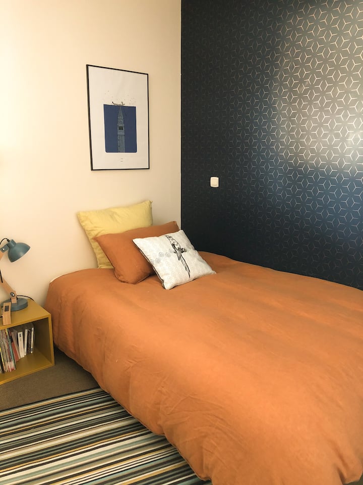 Საძინებელი №3 საწოლით 120 × 200 სმ