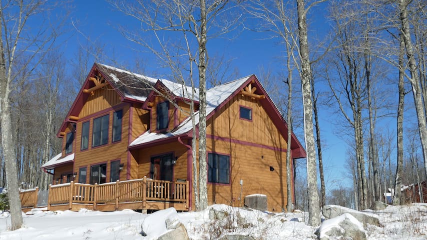 Tina & Robert managed Airbnb listing 2