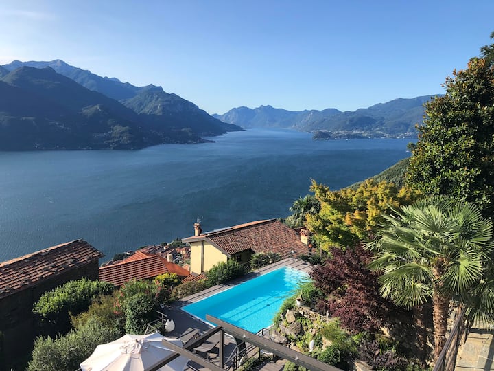 Exclusive country house with breathtaking views
