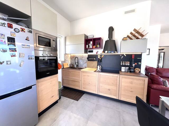 Ostuni BLOOM salt water swimming pool – sea view gallery image 5