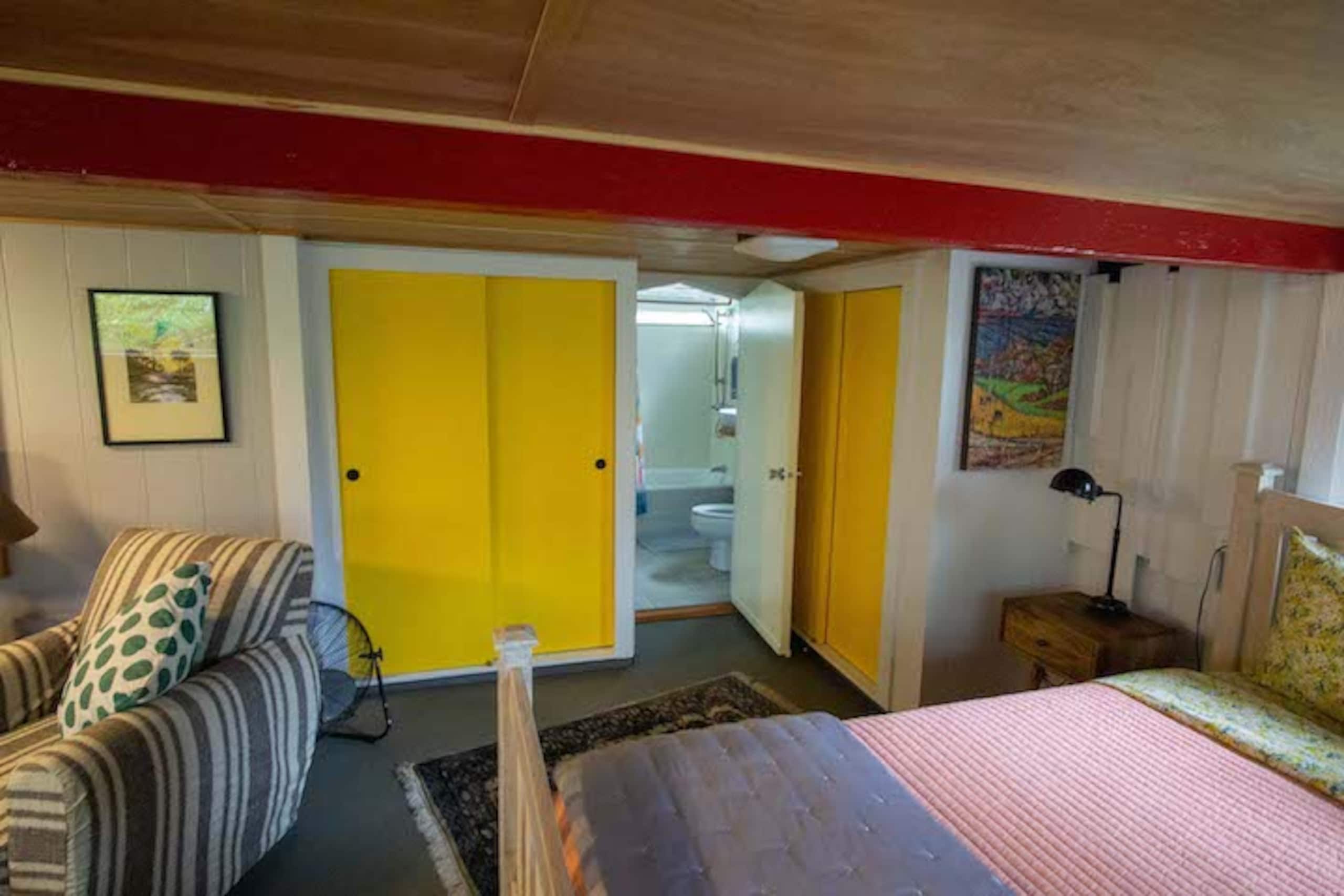 Hilo Downtown Retreat - Photo 15