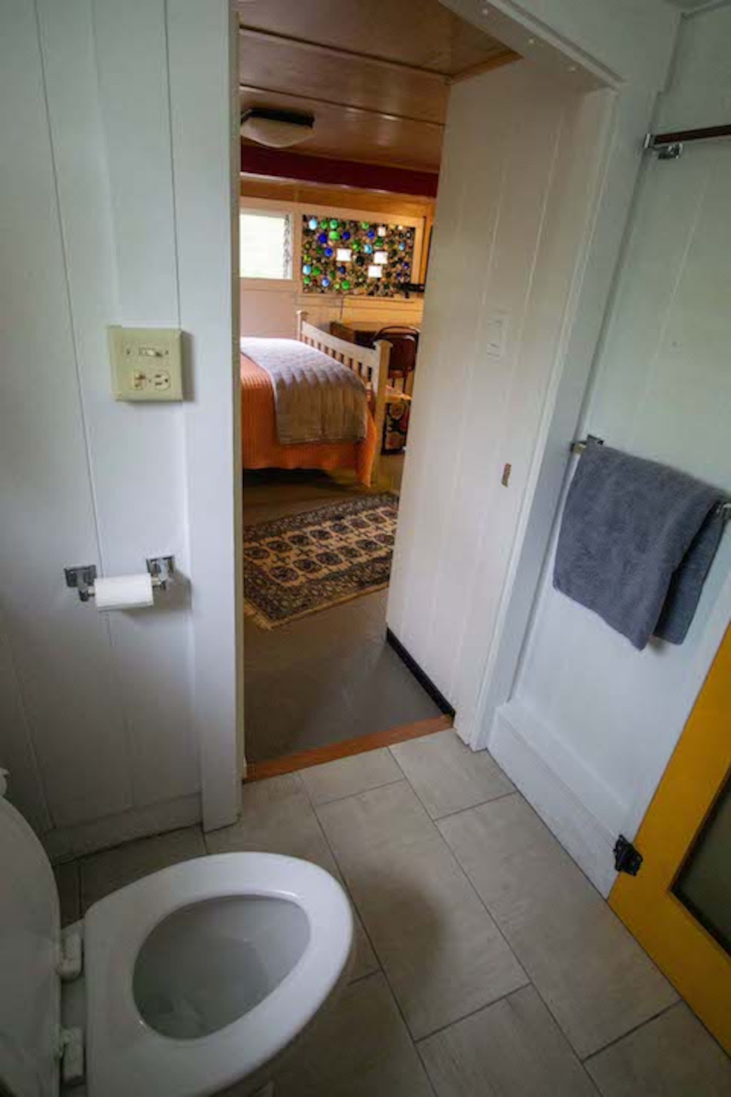 Hilo Downtown Retreat - Photo 20