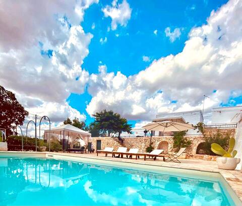 Trullo di Mariluna with swimming pool in Valle d 'Itria