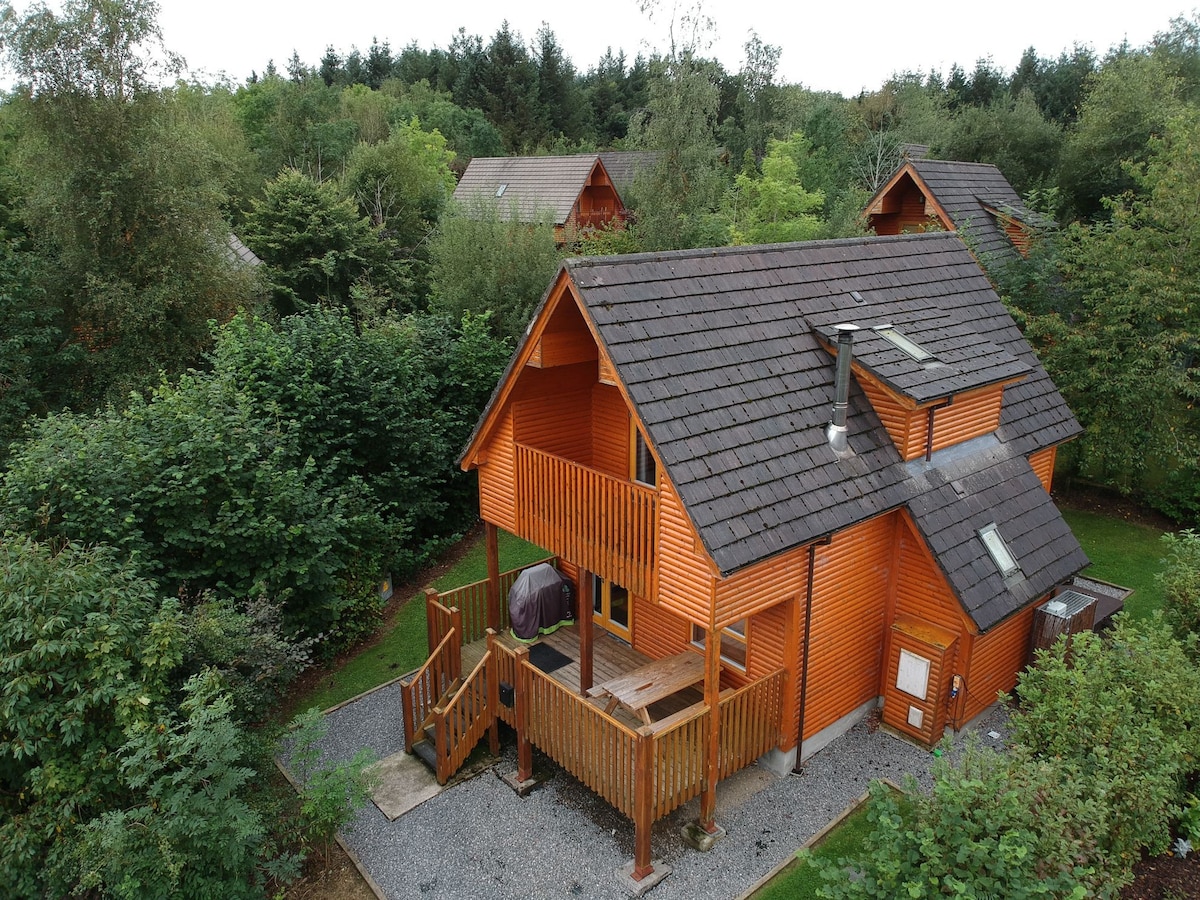 Cornadarragh Forest Lodges Vacation Rentals & Homes - County Cavan, Ireland  | Airbnb