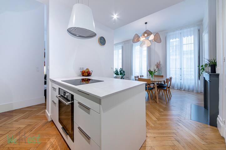 Apartment 130sqm 3 bedrooms, 6 pax, quais du Rhône gallery image 5