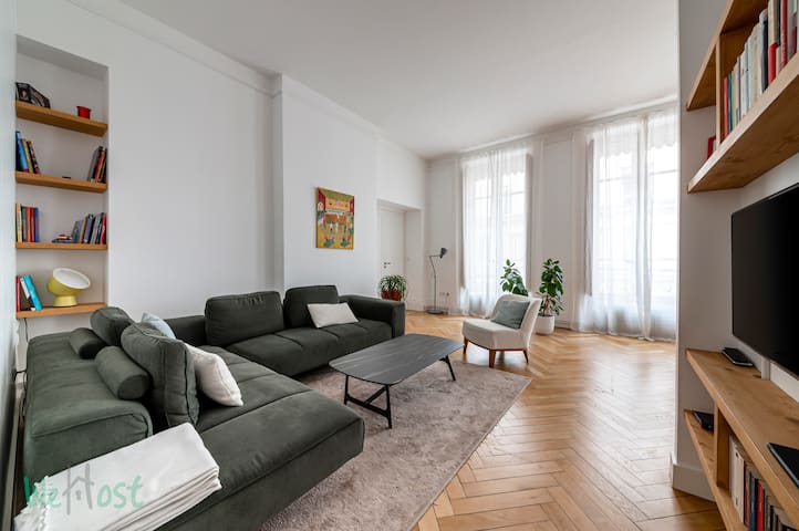 Apartment 130sqm 3 bedrooms, 6 pax, quais du Rhône