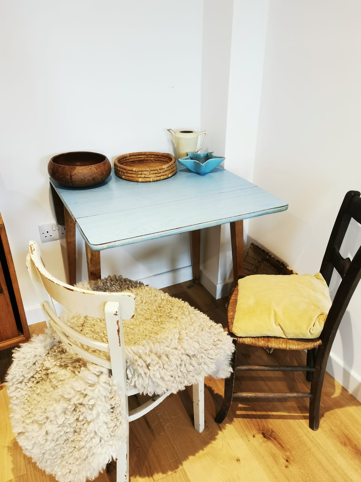 Top performing Airbnb: Independent Ensuite Room, Great Location + Parking in Lyme Regis