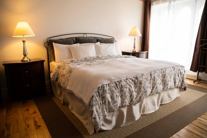 Royal Dalhousie – Le St-Laurent gallery image 2